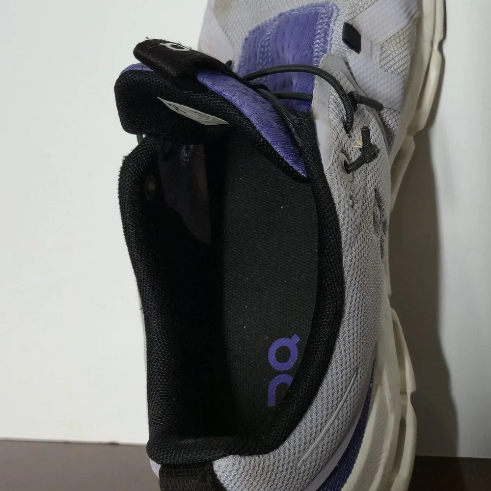 On Clouds shoes have